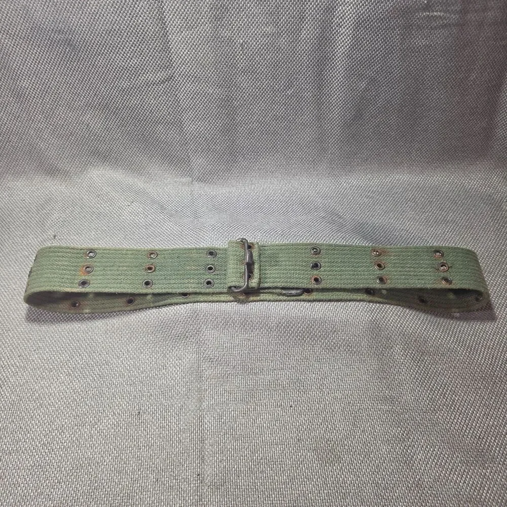 Vintage Military Canvas Pistol Web Belt 40
